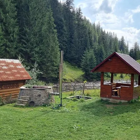 крайня хата *