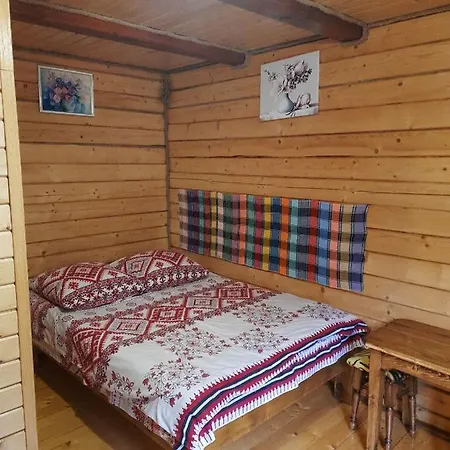 крайня хата *