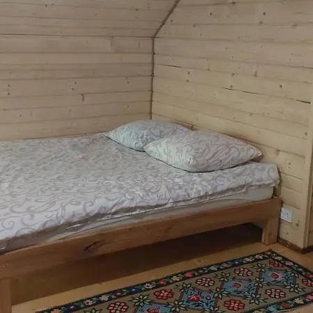 فندق крайня хата Synevyrsʼka Polyana